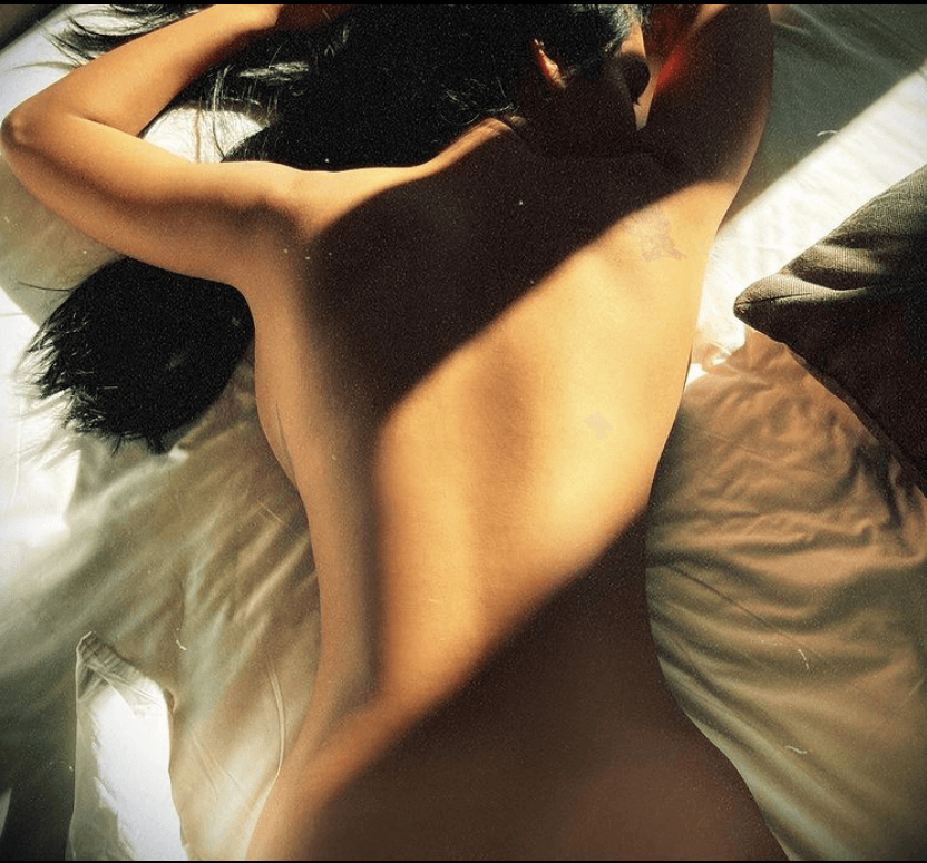 Esha Gupta Loves Flaunting Her Curves