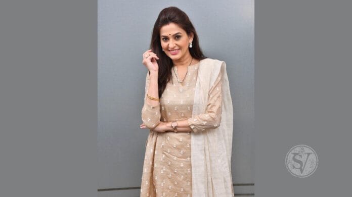 Smita Bansal Role in Roohaniyat