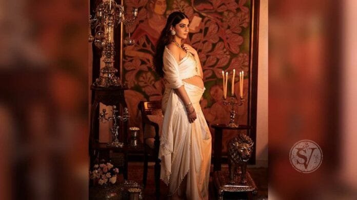 Sonam-kapoor baby bump