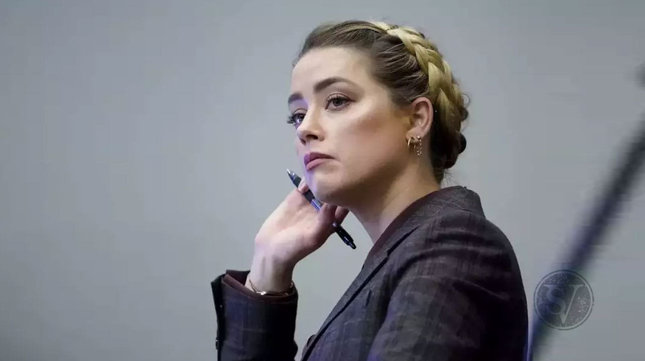 Amber stole dialogues