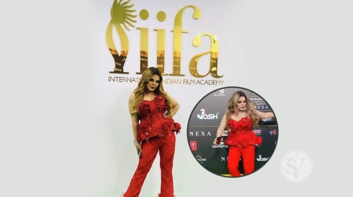 Rakhi Sawant oops moment