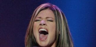 Kelly-Clarkson