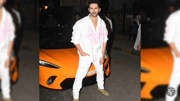 Kartik Aaryan's Birthday Bash